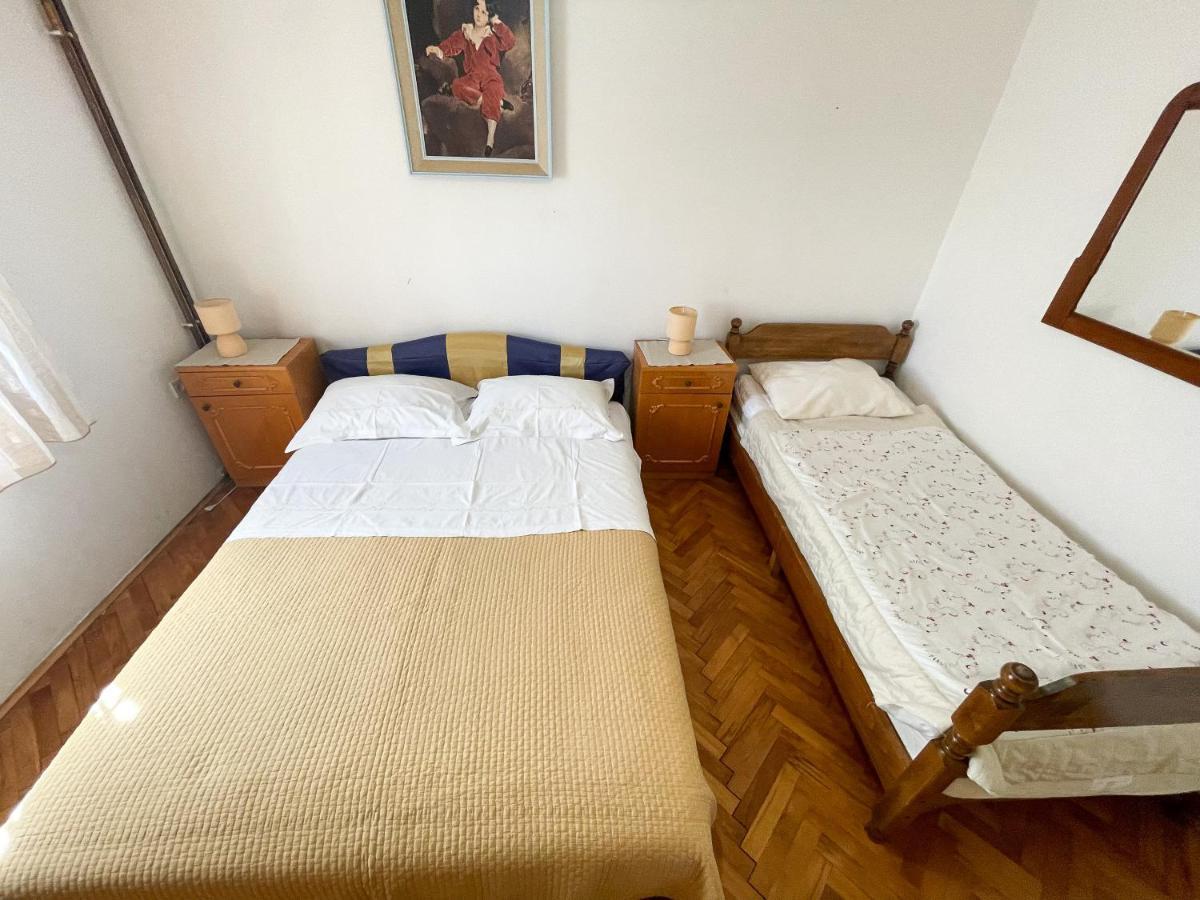 Apartmani Leonarda Jadranovo Esterno foto
